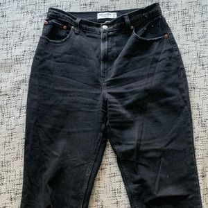 Abercrombie Curve Love Ankle Straight Ultra High Rise Jeans - Black